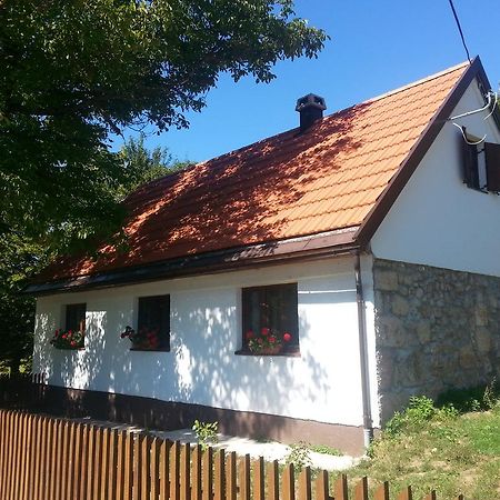 Holiday Home Rizvan City Brusane Εξωτερικό φωτογραφία