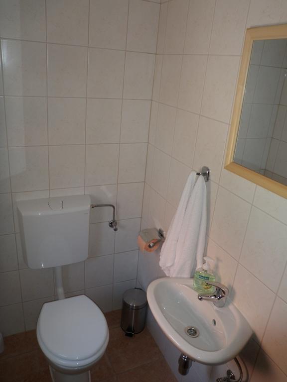 Holiday Home Rizvan City Brusane Εξωτερικό φωτογραφία